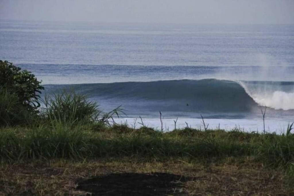Villa Klotok Surf Shack Klungkung Esterno foto