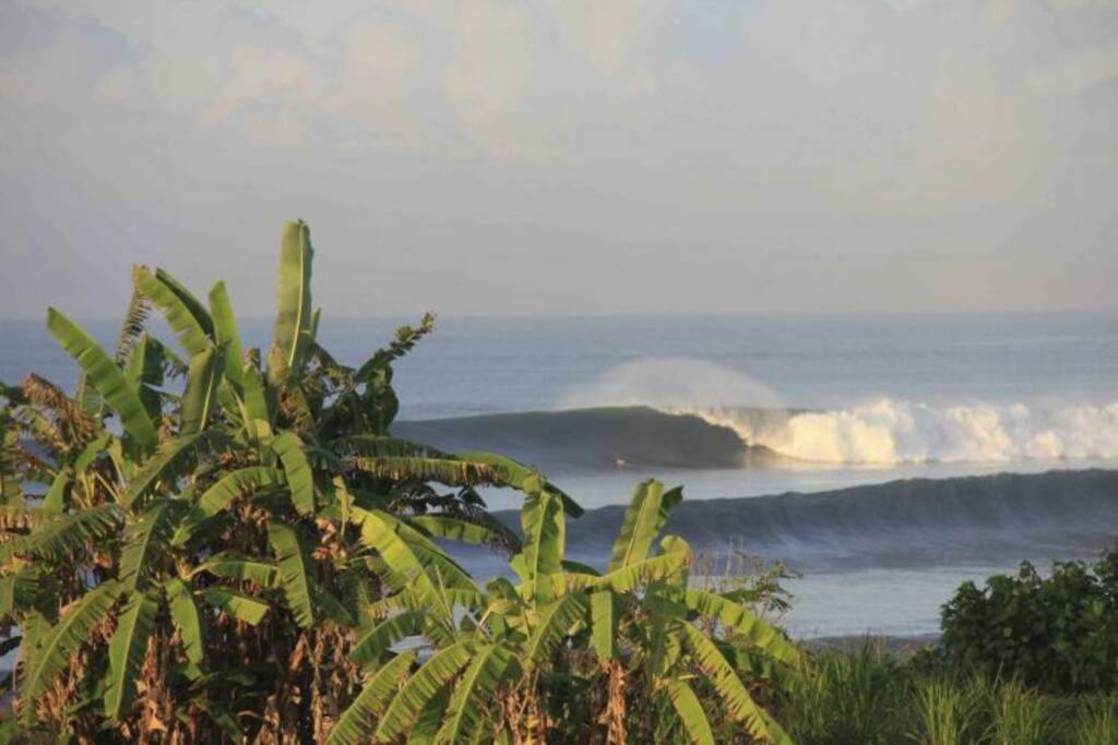Villa Klotok Surf Shack Klungkung Esterno foto
